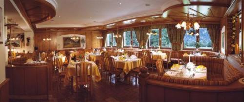 Alpin-Hotel Schrofenblick Майргофен Екстер'єр фото
